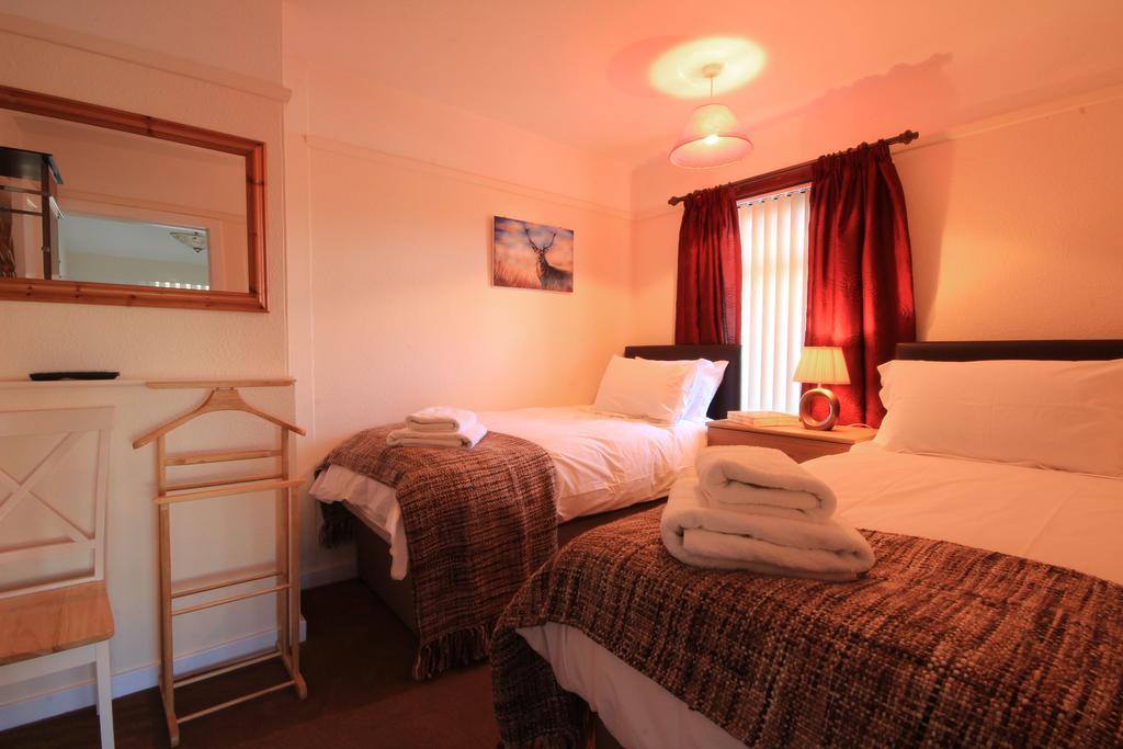 אינברנס Sheneval Apartment מראה חיצוני תמונה